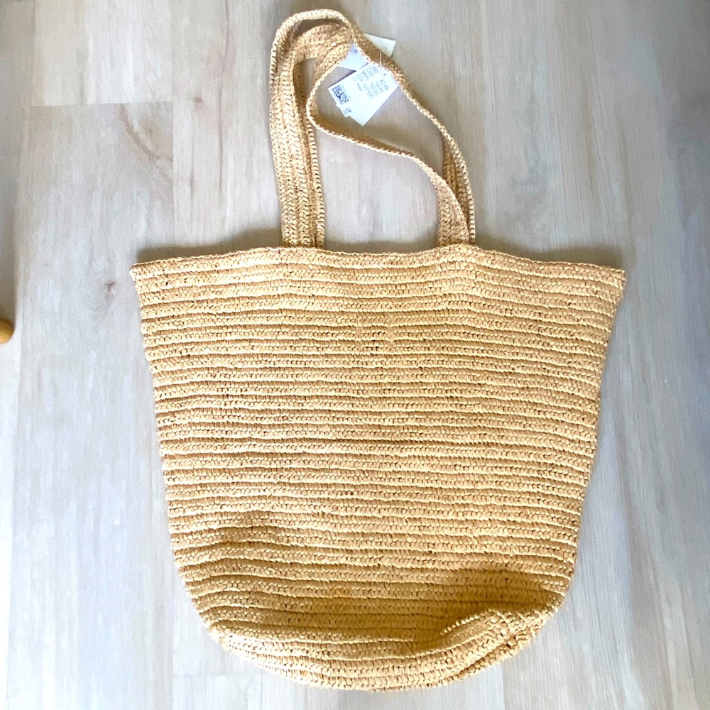 NWT large straw bag